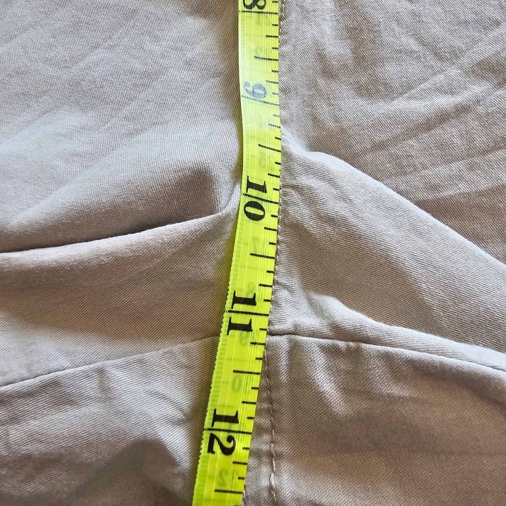 Christopher and Banks Womens Capri Pants Beige Size 8 Cotton Spandex Stretch - Picture 6 of 7